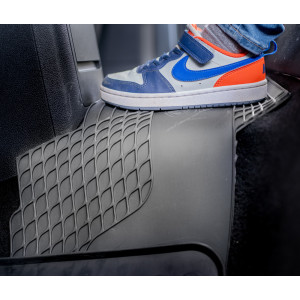 Universeller Mittelteppich für die hintere Sitzreihe – vollständige Abdeckung